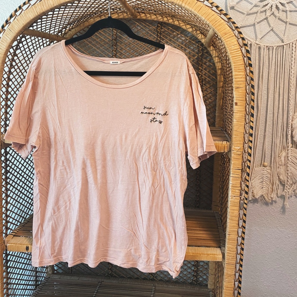 MonRow Embroided Tee
